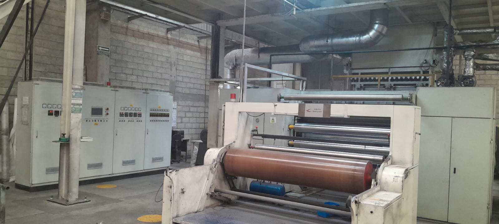 Equipo técnico en laboratorio